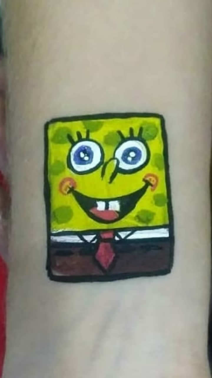 foto pintura de mão bob esponja